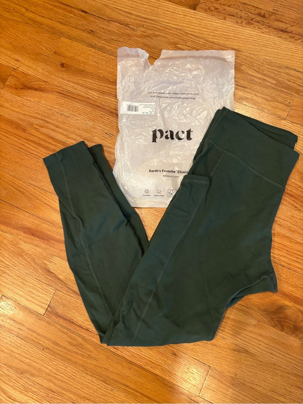 Pact On the Go Pocket Leggings - M